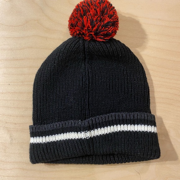 Sean John Toboggan (AM) - Picture 6 of 7